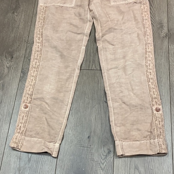 Sundance taupe side crochet lace detail linen blend pants size 6 - Picture 4 of 15
